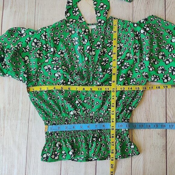 Topshop Green Tie Neck Short Sleeve Floral Top sz 2 - Picture 10 of 12